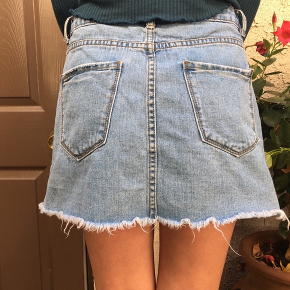 Light blue denim skirt - Picture 5 of 7